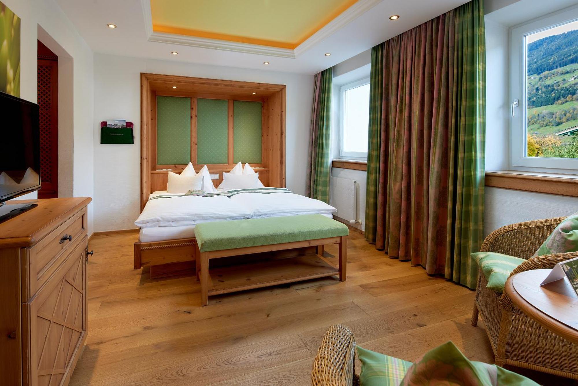 Wanderhotel Kirchner Брамберг-ам-Вильдкогель Экстерьер фото